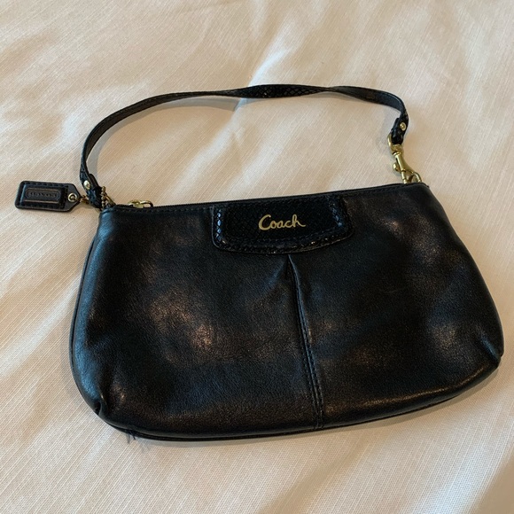 COACH Large Leather Wristlet - Picture 1 of 3